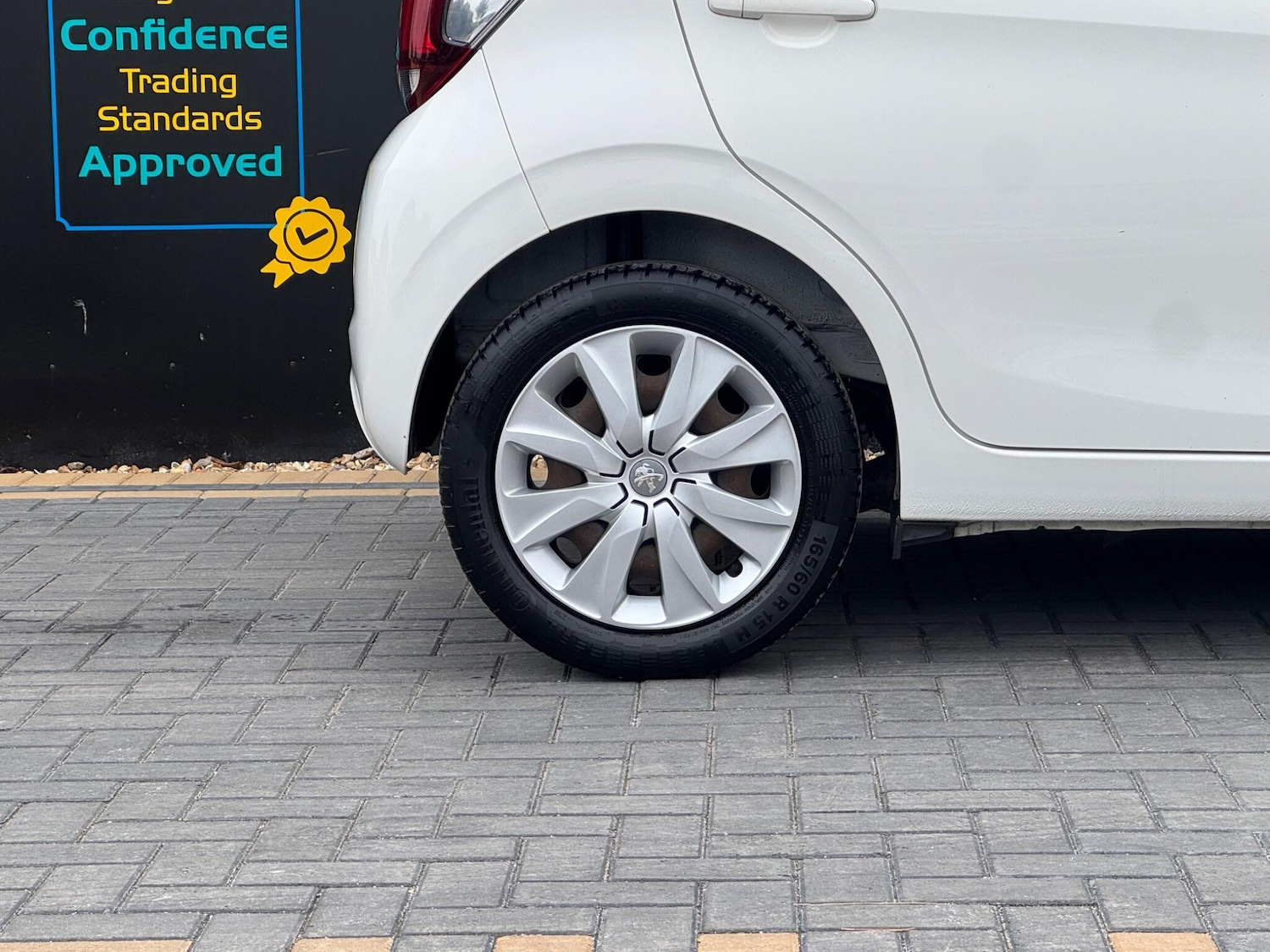 Used Peugeot 108 2018 for sale - 76282948: Photo 14