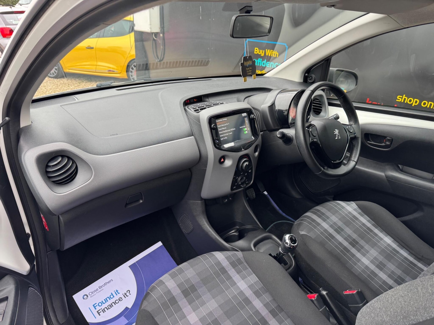 Used Peugeot 108 2018 for sale - 76282948: Photo 25