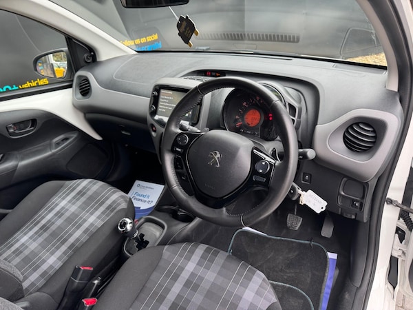 Used Peugeot 108 2018 for sale - 76282948: Photo 26