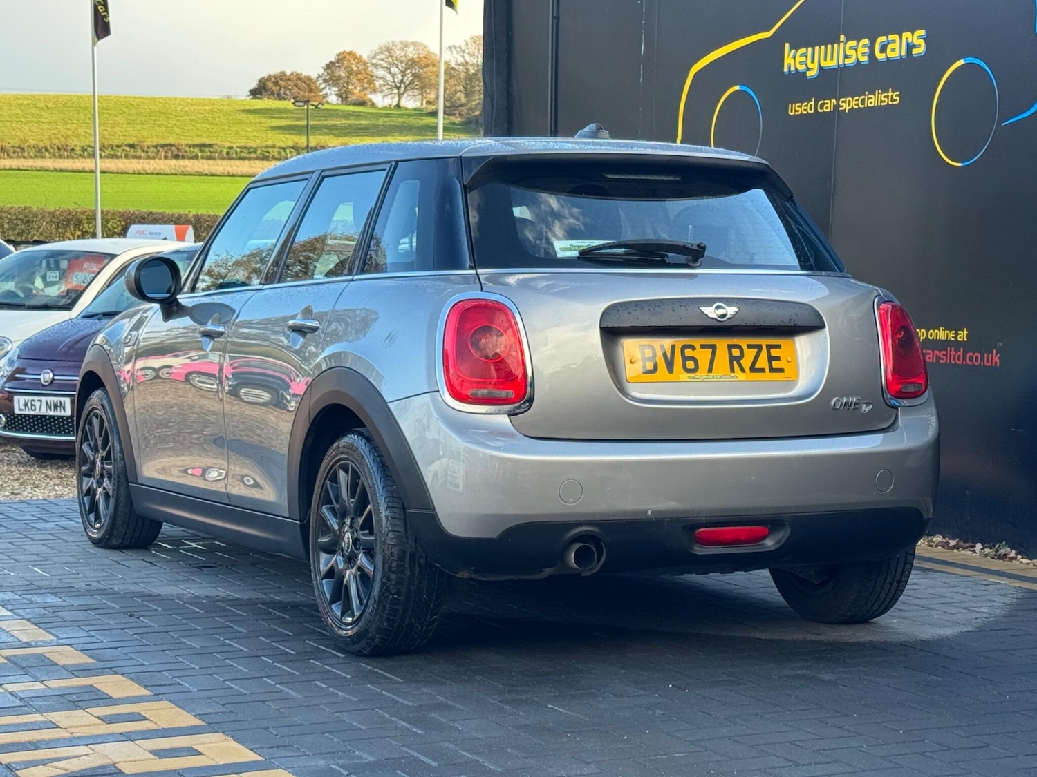 Used MINI Hatch for sale - 76613132: Photo 3