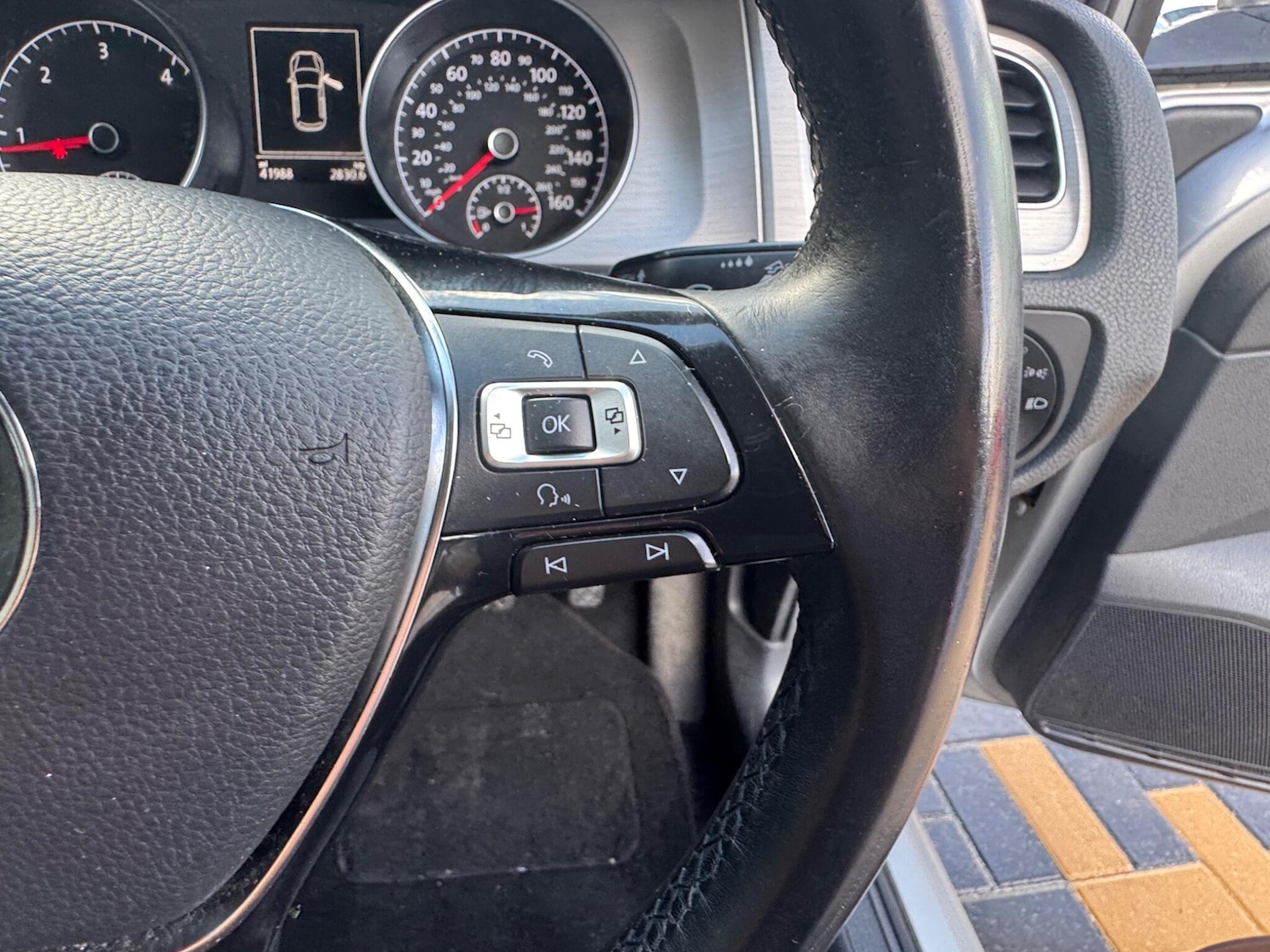 Vehicle 29