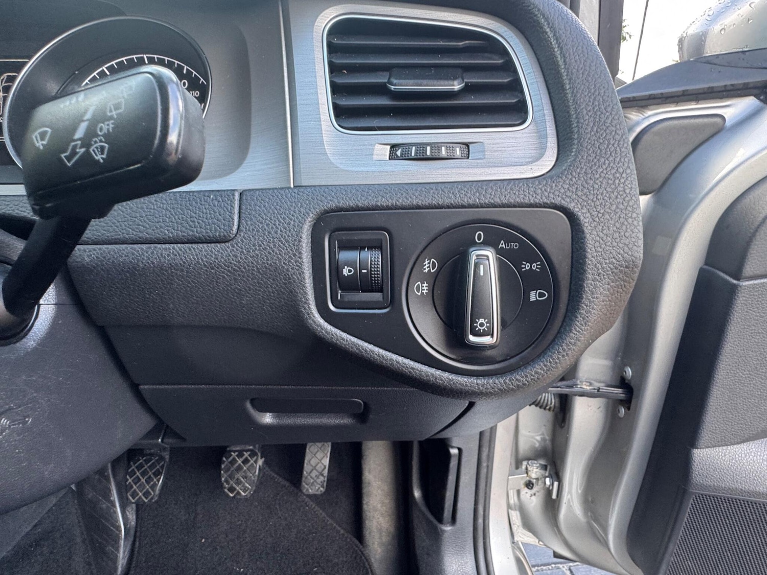 Vehicle 32