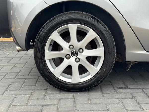 Used Mazda Mazda2 2014 for sale - 76259874: Photo 12