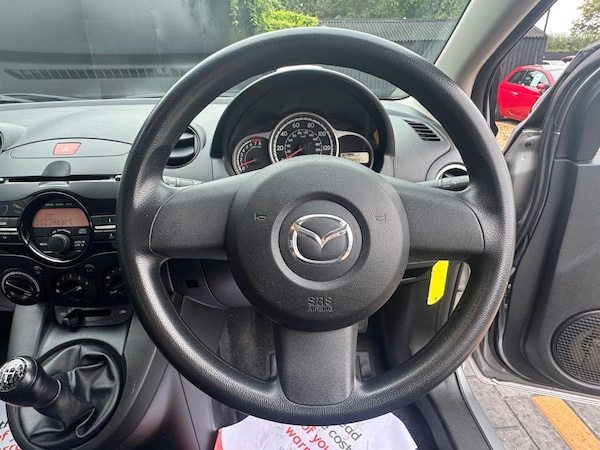Used Mazda Mazda2 2014 for sale - 76259874: Photo 21