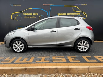 Used Mazda Mazda2 2014 for sale - 76259874: Photo