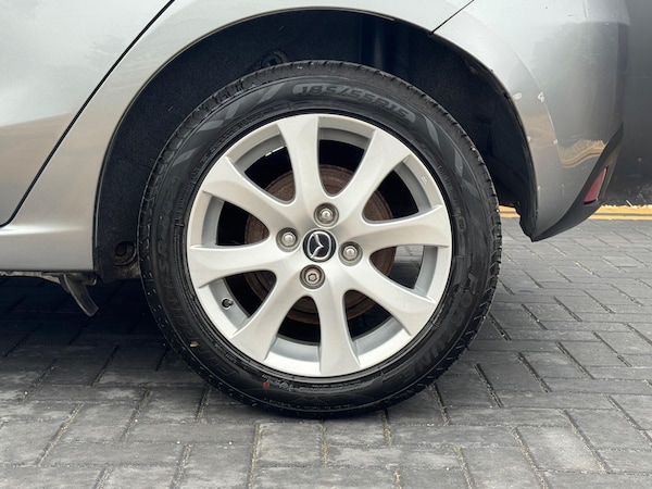 Used Mazda Mazda2 2014 for sale - 76259874: Photo 5
