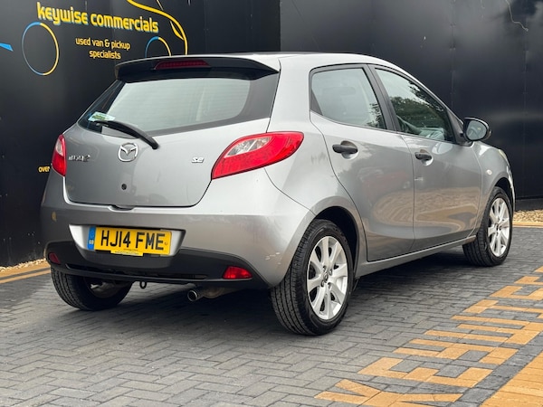 Used Mazda Mazda2 2014 for sale - 76259874: Photo 7