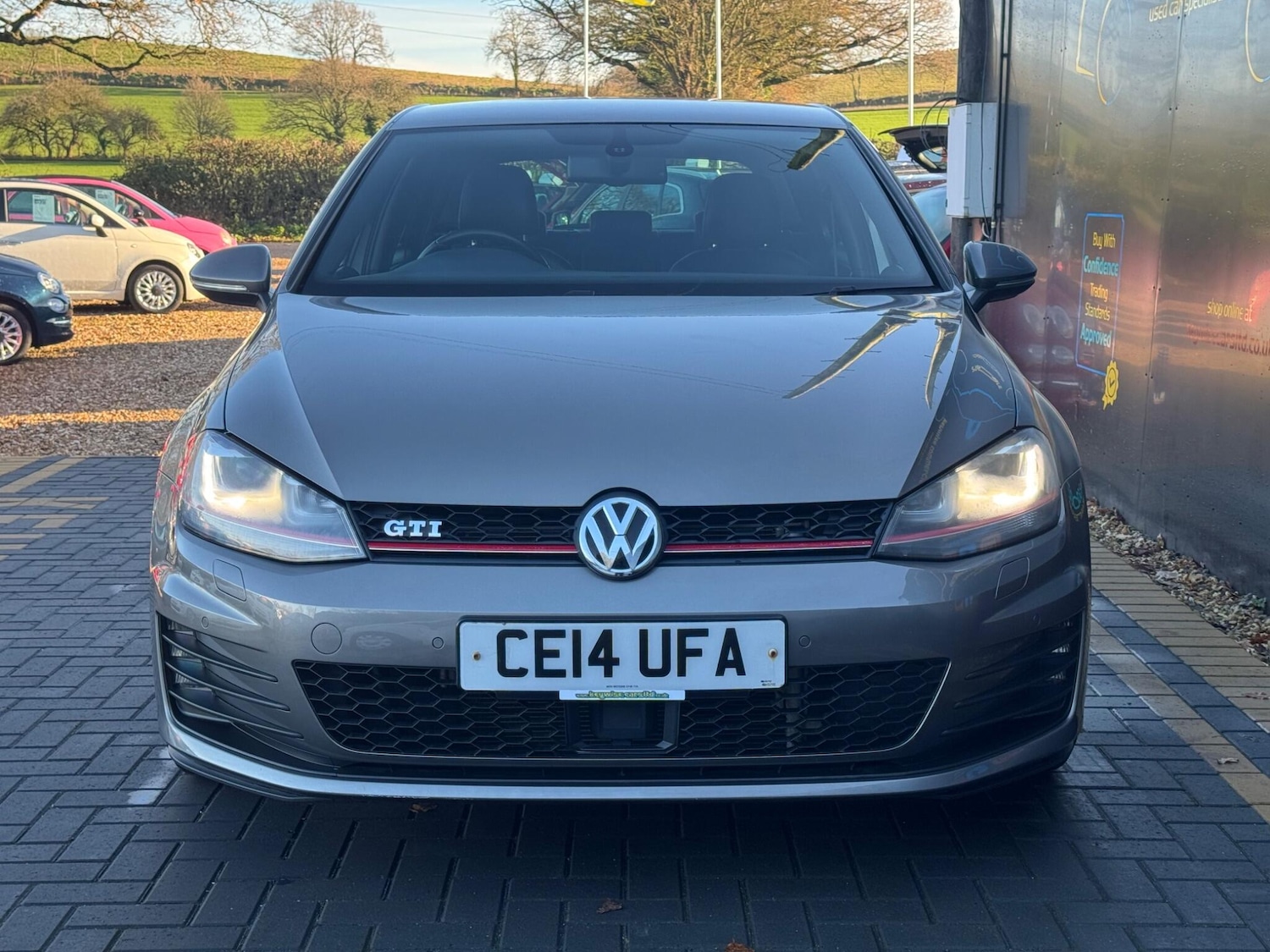 Used Volkswagen Golf 2014 for sale - 76926843: Photo 10