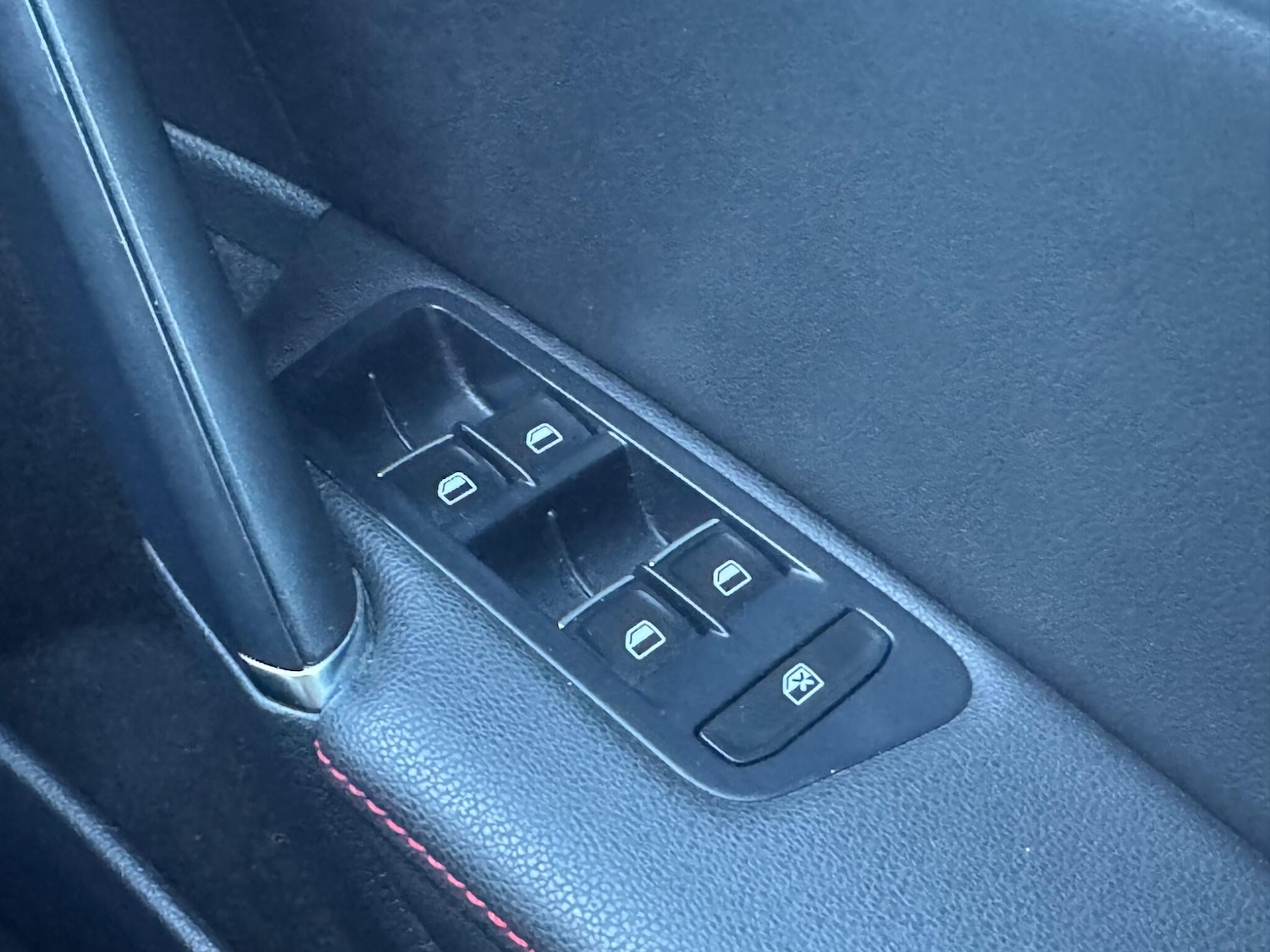 Used Volkswagen Golf 2014 for sale - 76926843: Photo 35