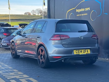 Used Volkswagen Golf 2014 for sale - 76926843: Photo