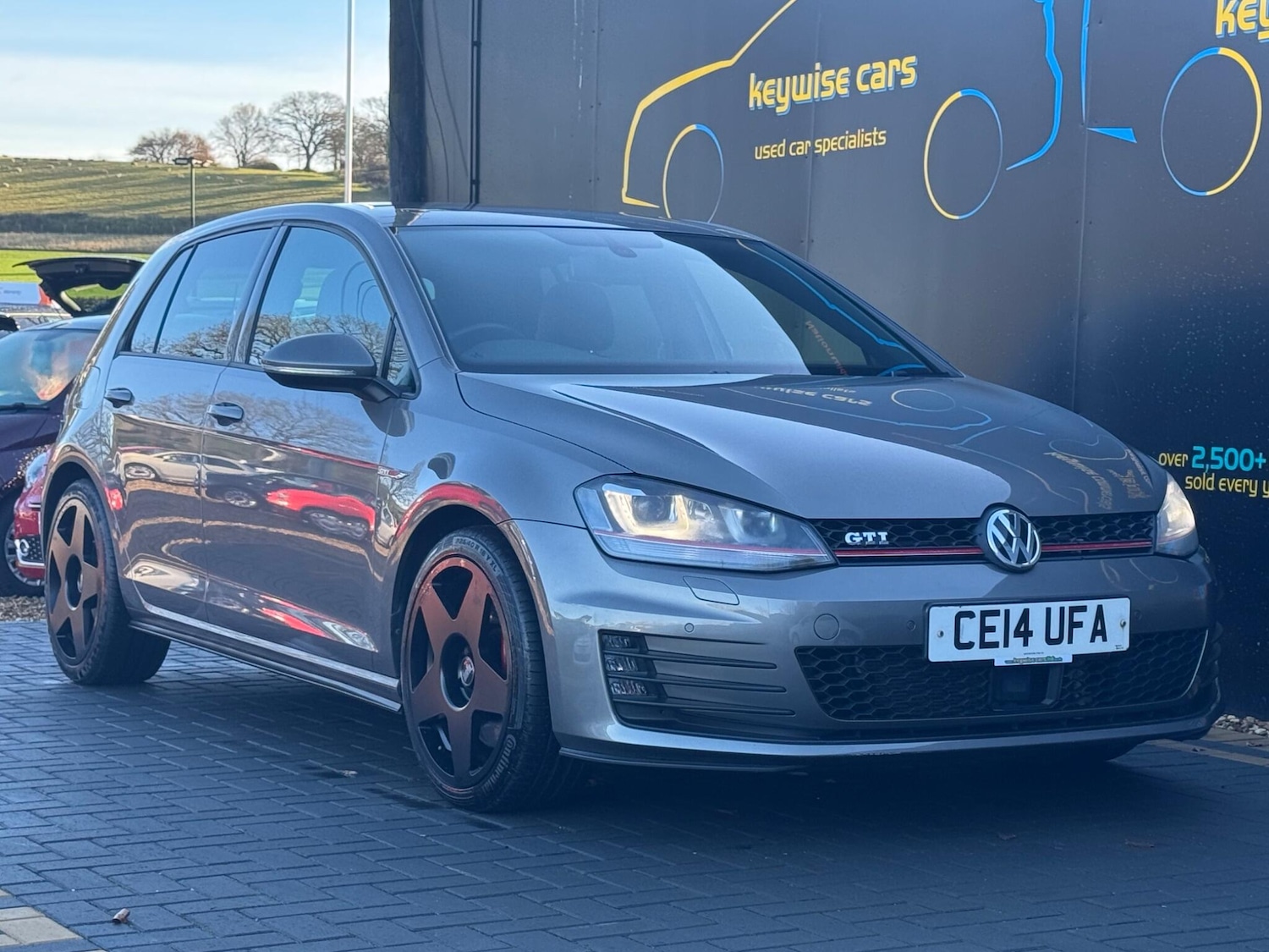 Used Volkswagen Golf 2014 for sale - 76926843: Photo 9