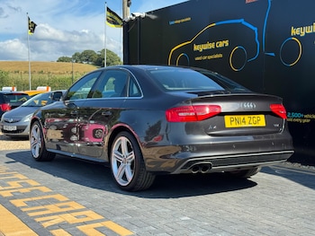 Used Audi A4 2014 for sale - 75414579: Photo