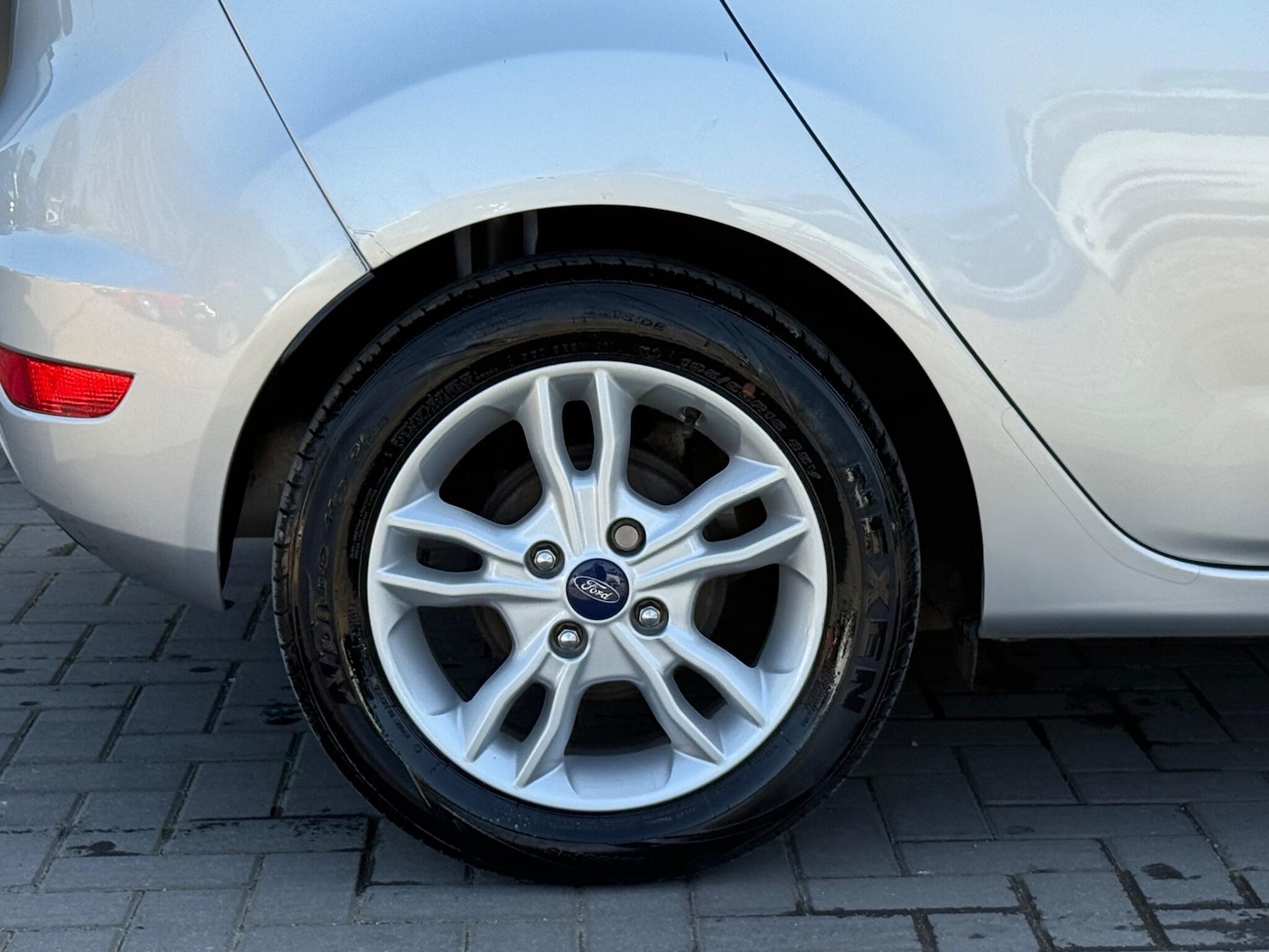 Used Ford Fiesta 2015 for sale - 78170325: Photo 13