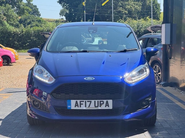 Used Ford Fiesta 2017 for sale - 76174704: Photo 8