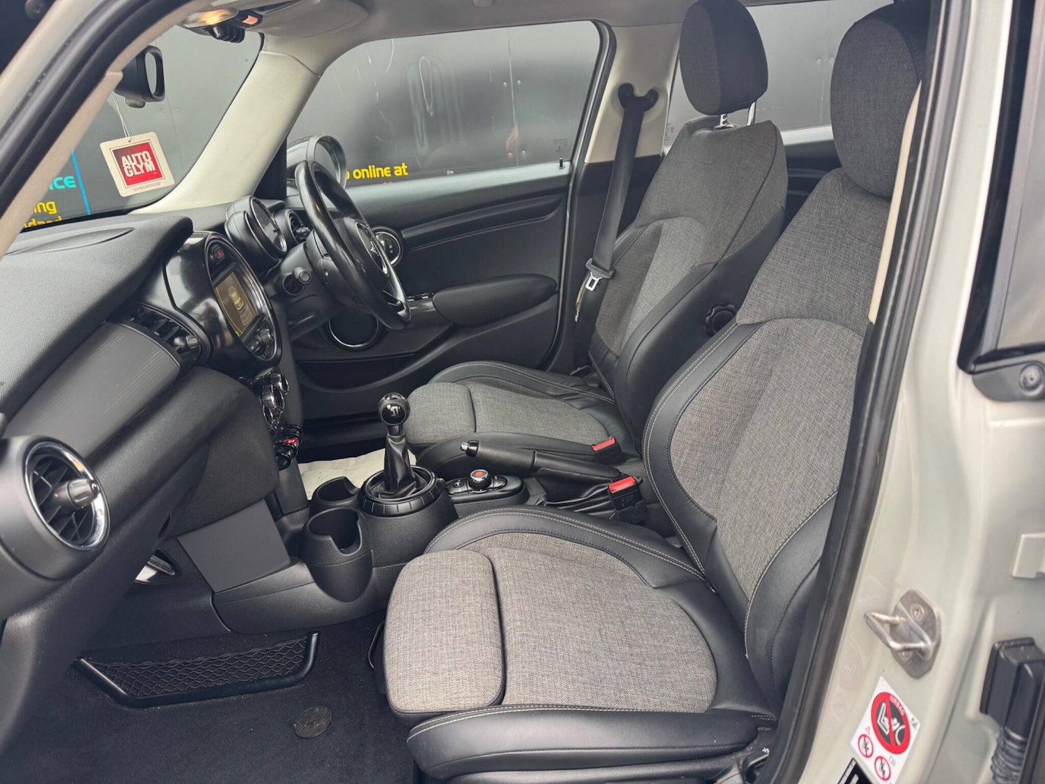 Used MINI Hatch 2015 for sale - 77611555: Photo 15