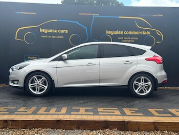 Used Ford Focus 2017 for sale - 75782239: Photo