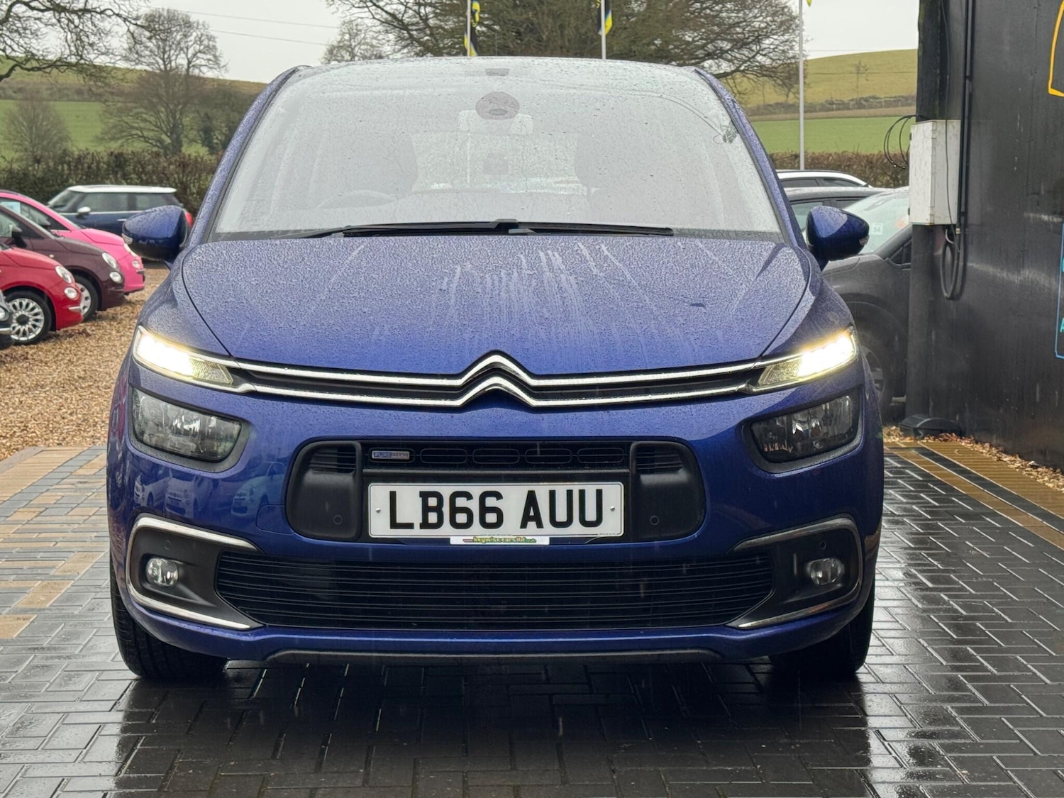 Used Citroen C4 Picasso 2017 for sale - 77143943: Photo 10