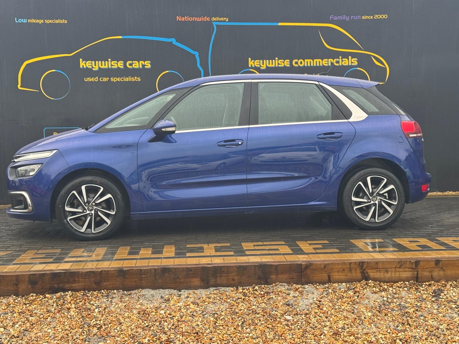 Used Citroen C4 Picasso 2017 for sale - 77143943: Photo 2