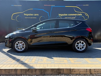 Used Ford Fiesta 2018 for sale - 79496814: Photo