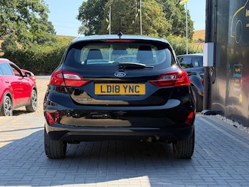 Used Ford Fiesta 2018 for sale - 79496814: Photo