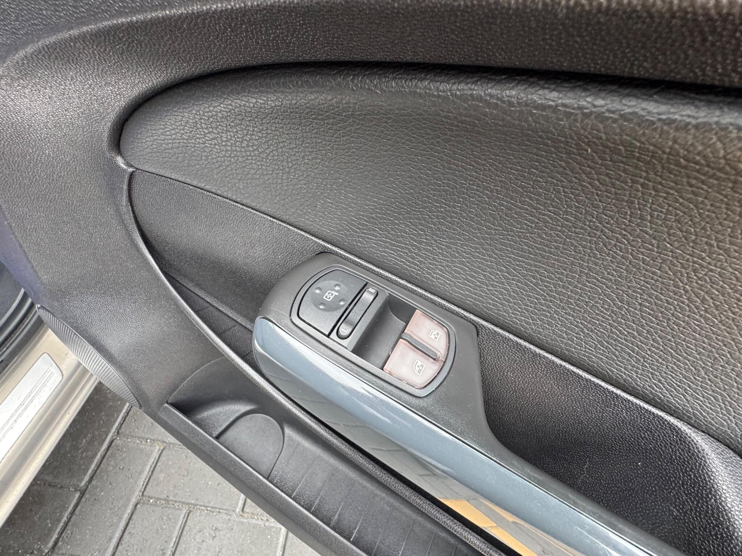 Used Vauxhall Corsa 2012 for sale - 77646698: Photo 29