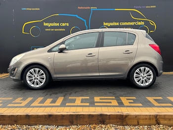 Used Vauxhall Corsa 2012 for sale - 77646698: Photo