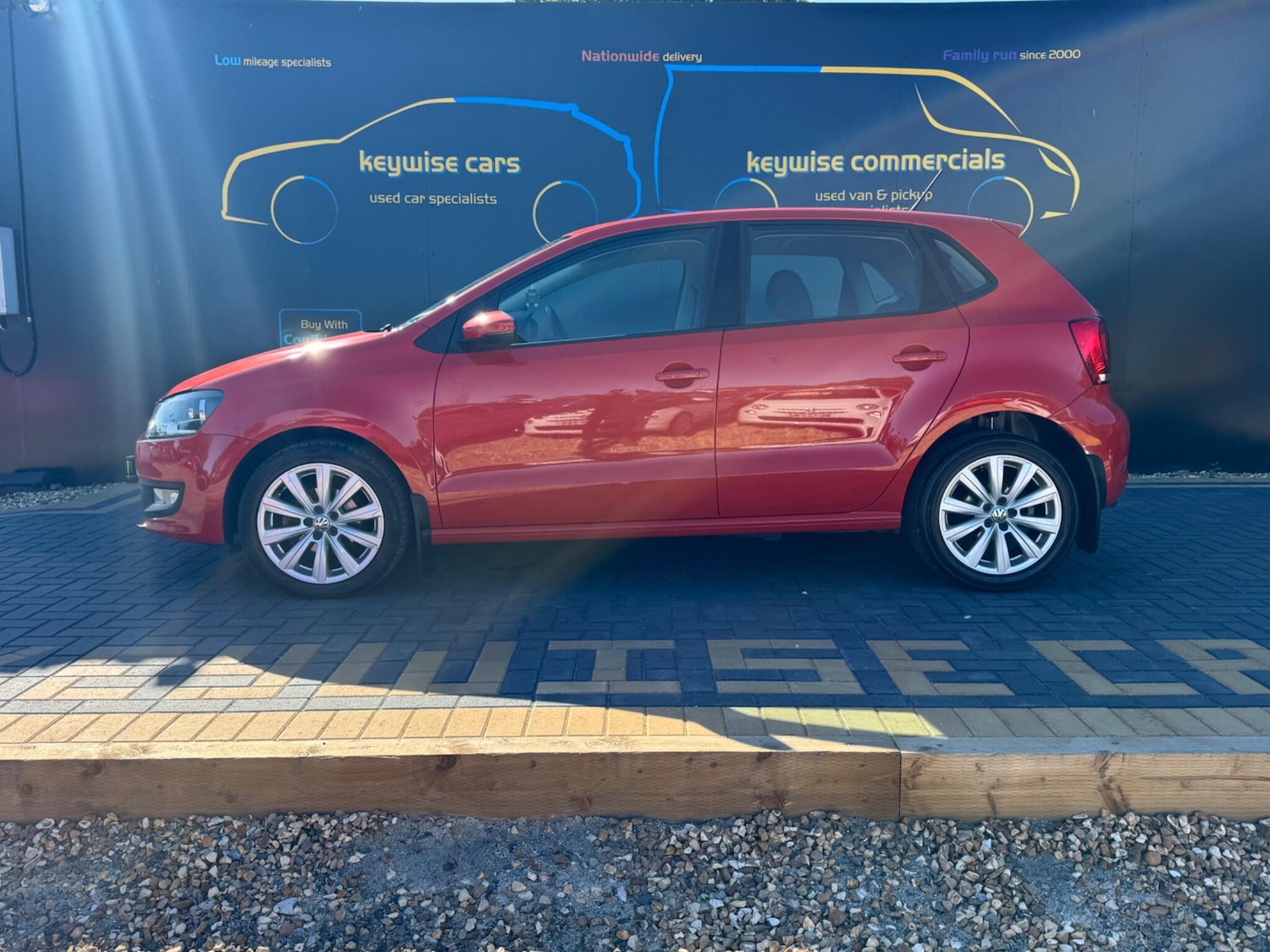 Used Volkswagen Polo 2010 for sale - 76026445: Photo 2