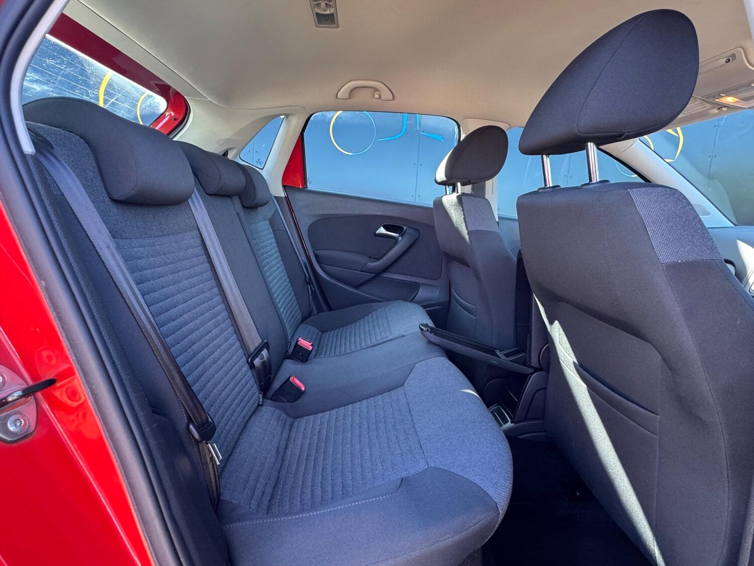 Used Volkswagen Polo 2010 for sale - 76026445: Photo 27