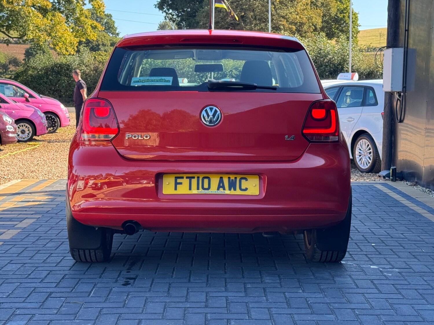 Used Volkswagen Polo 2010 for sale - 76026445: Photo 5