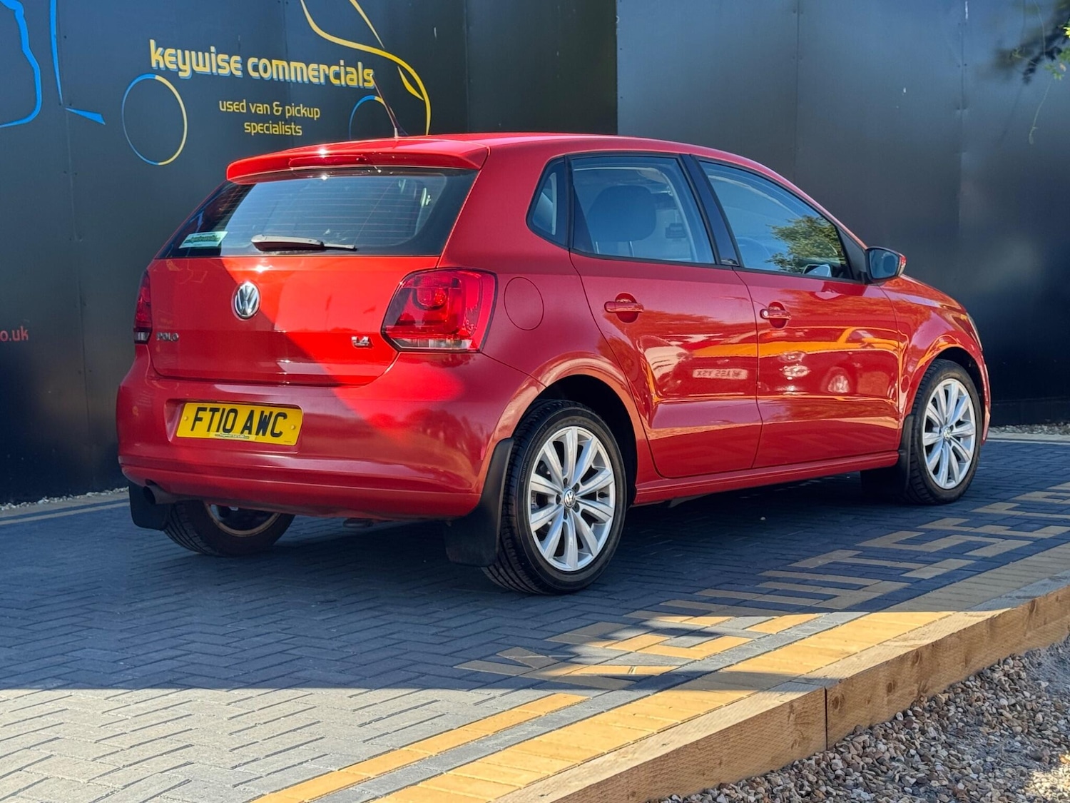 Used Volkswagen Polo 2010 for sale - 76026445: Photo 9