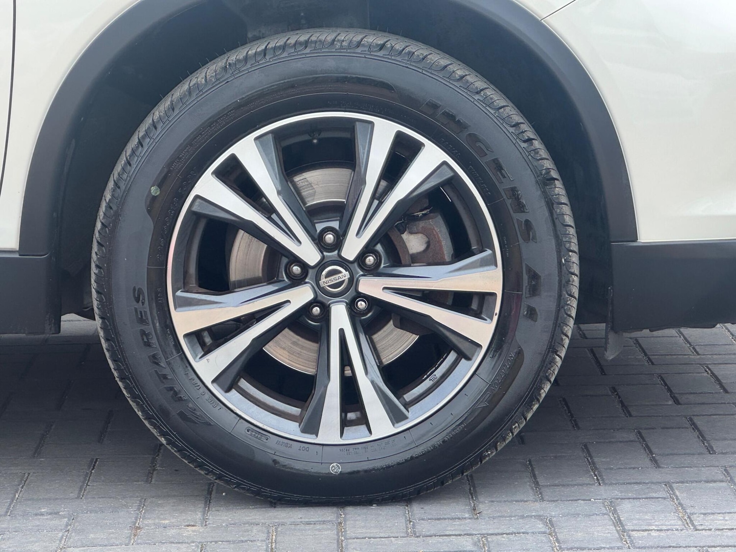 Used Nissan X-Trail 2018 for sale - 76109606: Photo 11