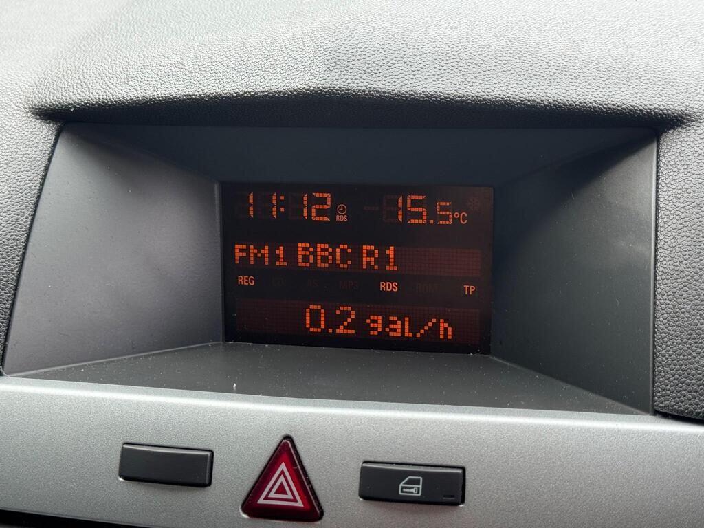 Used Vauxhall Astra 2010 for sale - 76988919: Photo 25