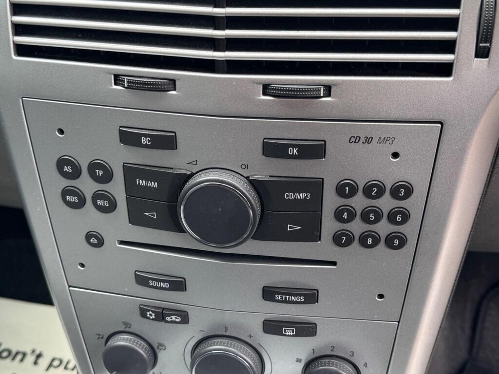 Used Vauxhall Astra 2010 for sale - 76988919: Photo 26