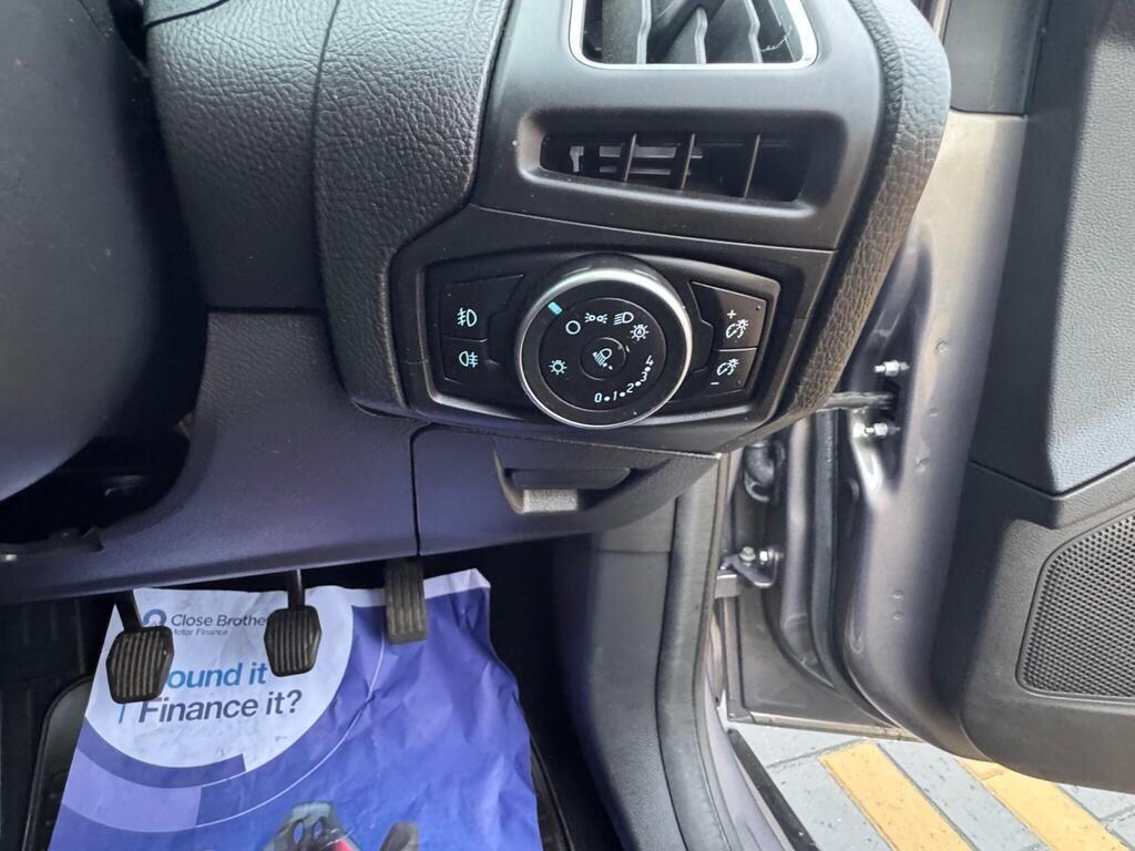 Used Ford Focus for sale - 77279805: Photo 27