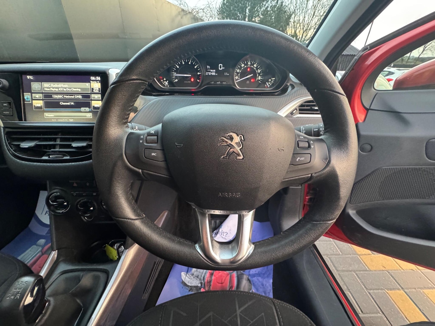 Used Peugeot 2008 2016 for sale - 77290449: Photo 28