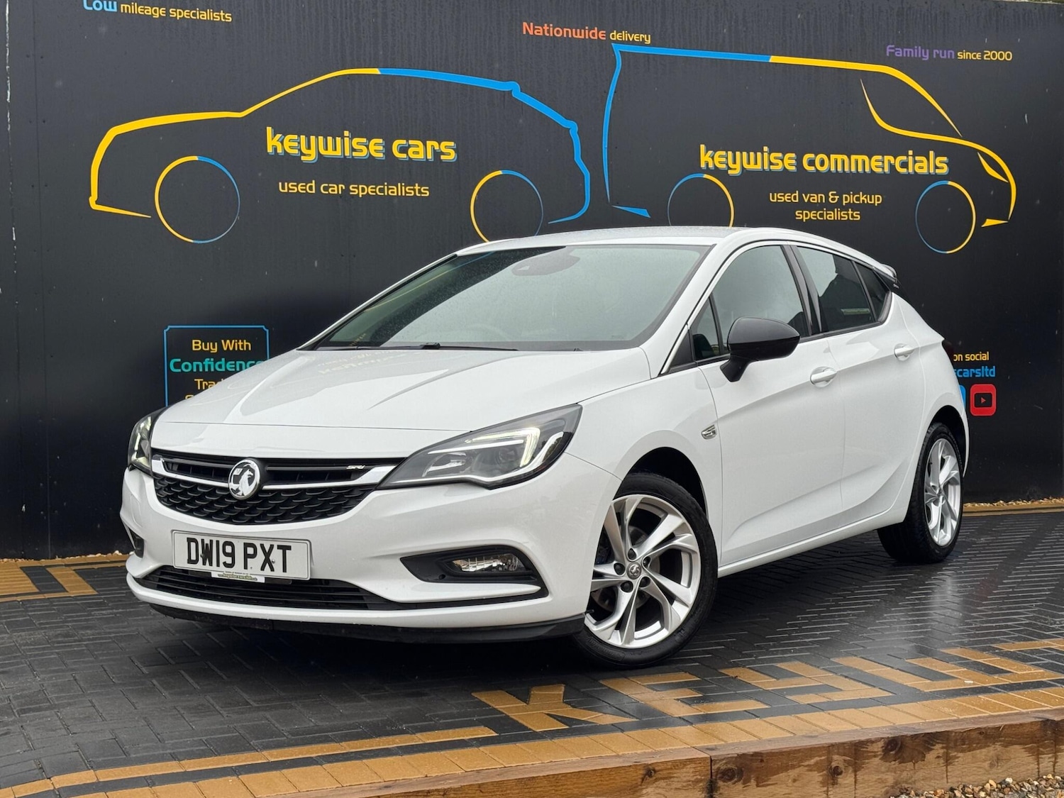Used Vauxhall Astra 2019 for sale - 76409161: Photo 1
