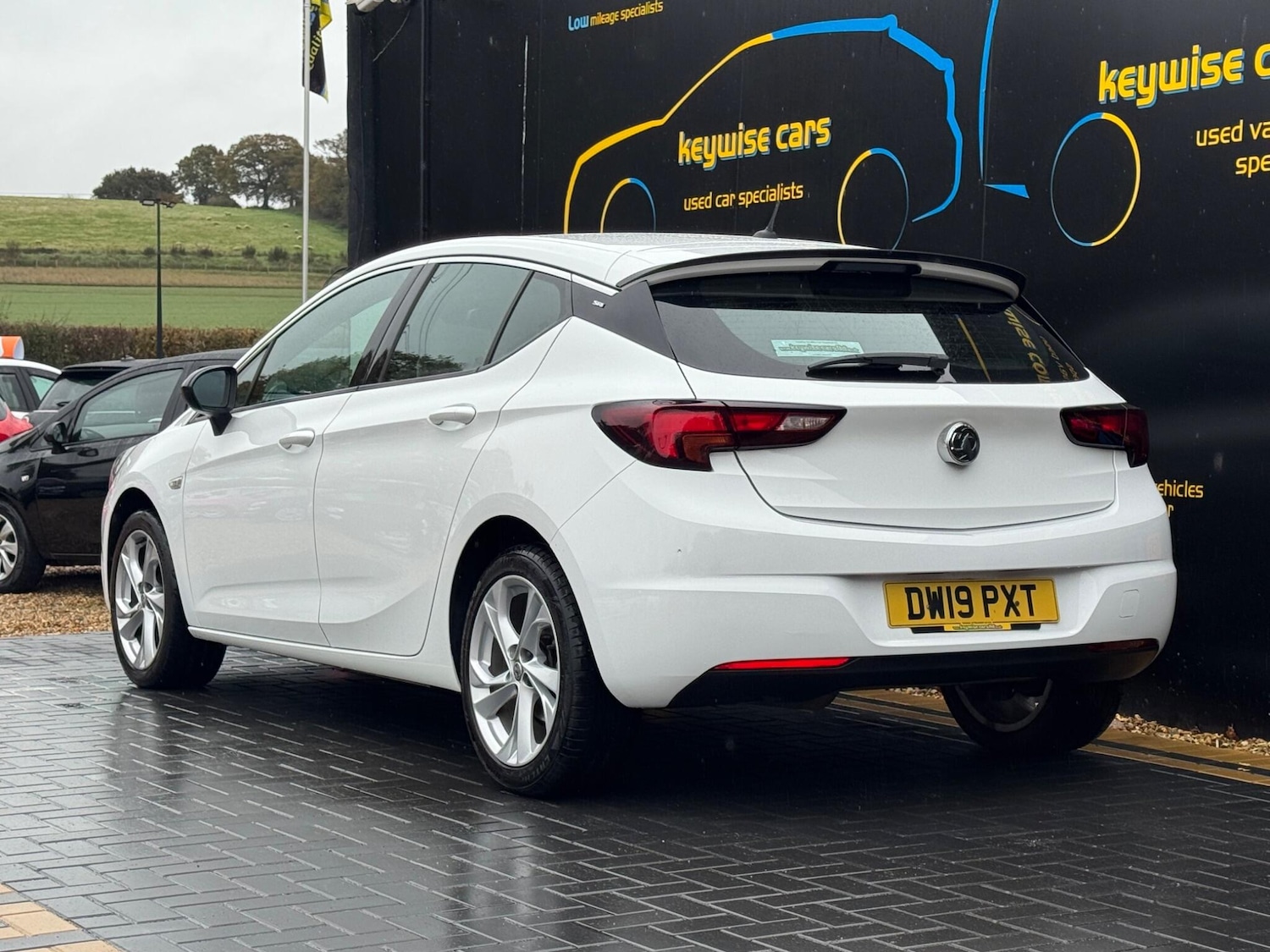 Used Vauxhall Astra 2019 for sale - 76409161: Photo 3