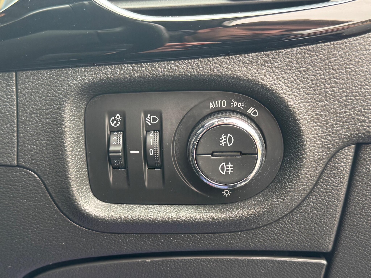 Used Vauxhall Astra 2019 for sale - 76409161: Photo 30