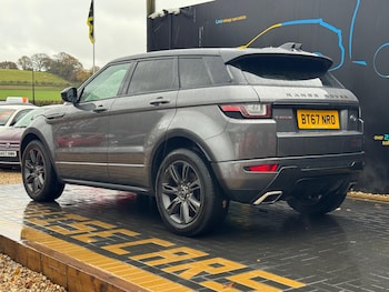 Used Land Rover Range Rover Evoque 2017 for sale - 76765133: Photo