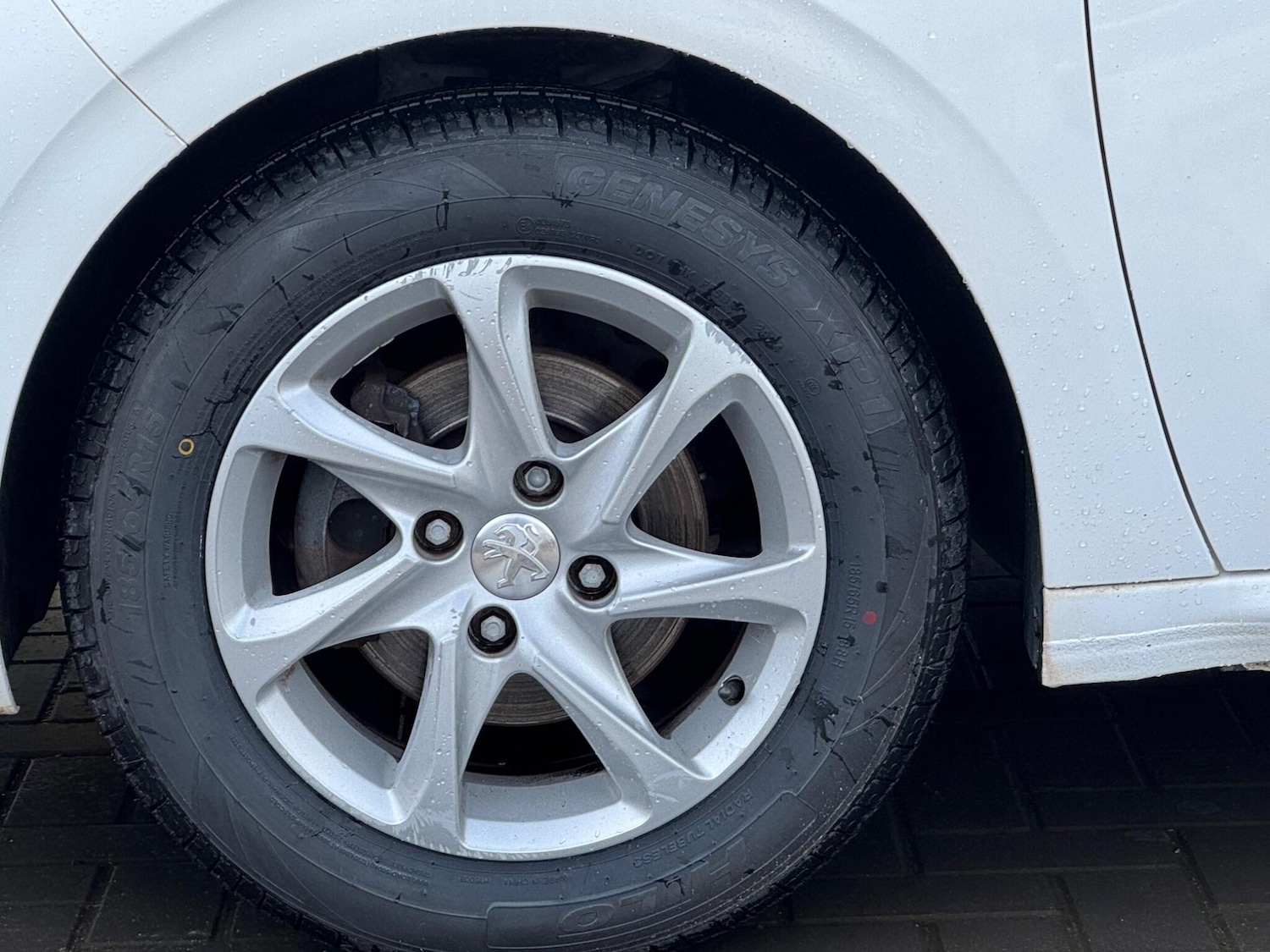 Used Peugeot 208 2015 for sale - 77883459: Photo 12