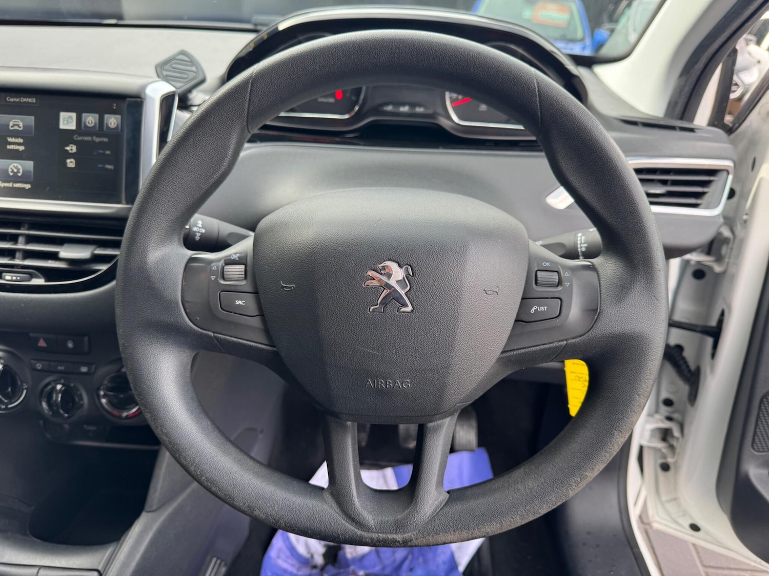 Used Peugeot 208 2015 for sale - 77883459: Photo 22