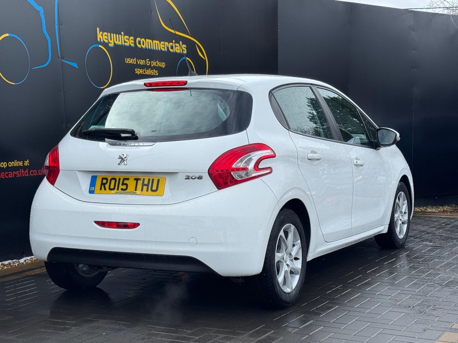 Used Peugeot 208 2015 for sale - 77883459: Photo 5