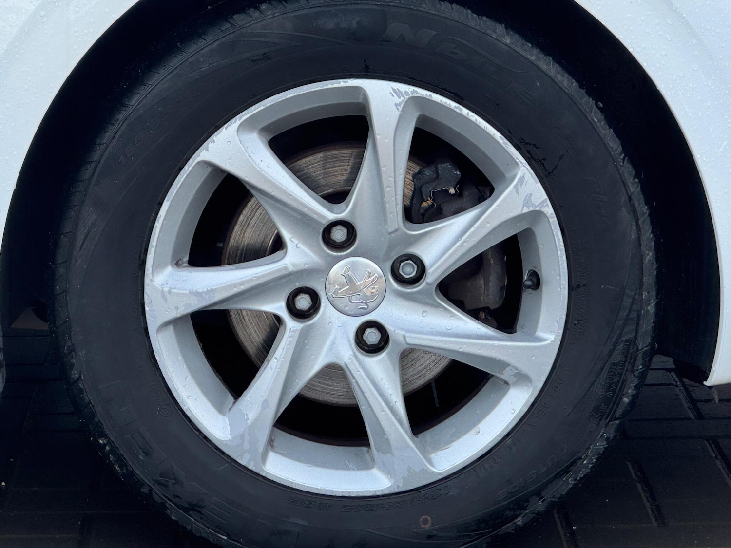 Used Peugeot 208 2015 for sale - 77883459: Photo 9