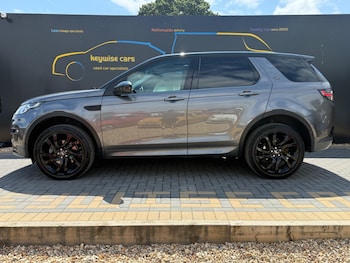 Used Land Rover Discovery Sport 2017 for sale - 79373644: Photo