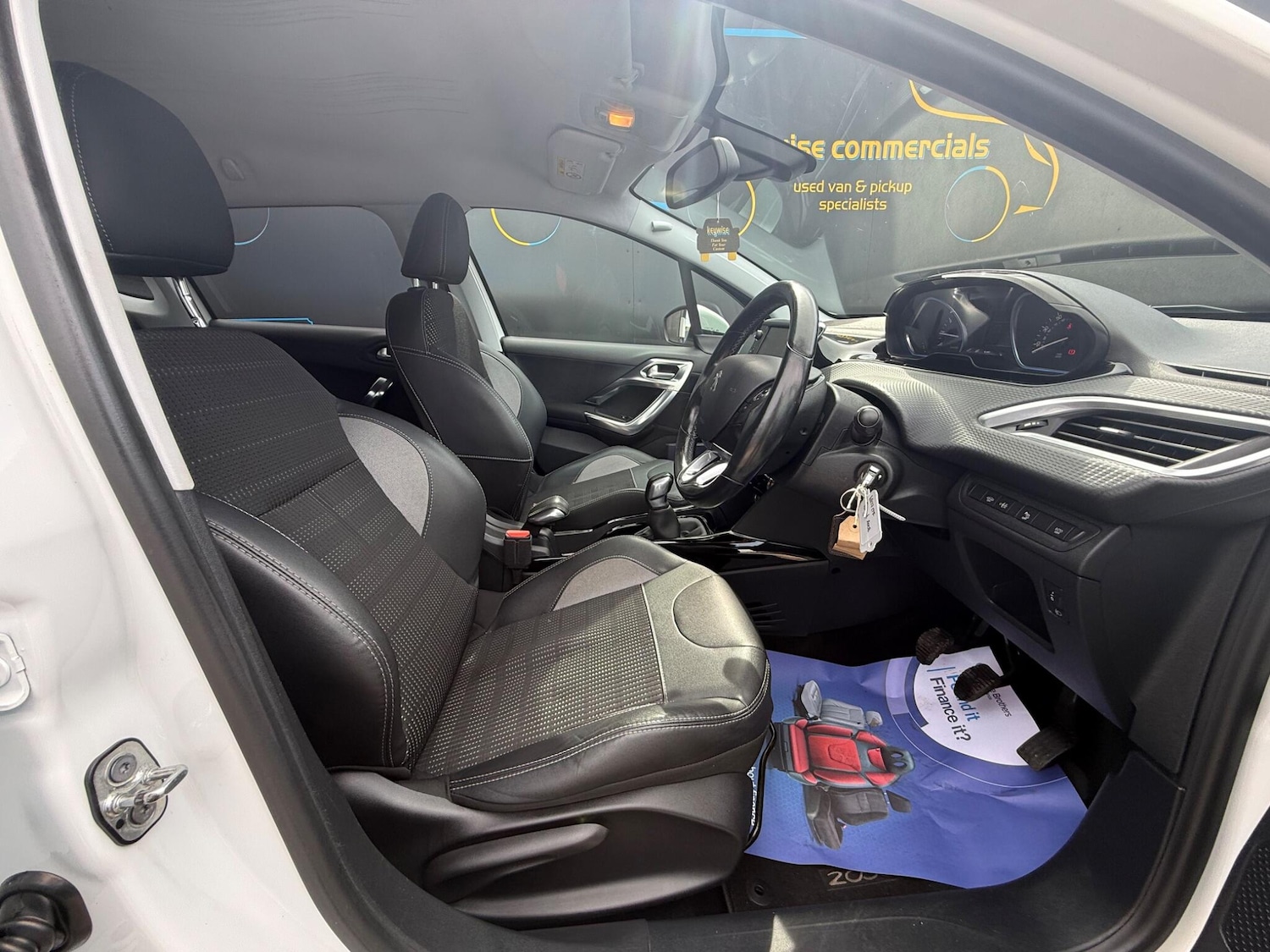 Used Peugeot 2008 2017 for sale - 78086487: Photo 13