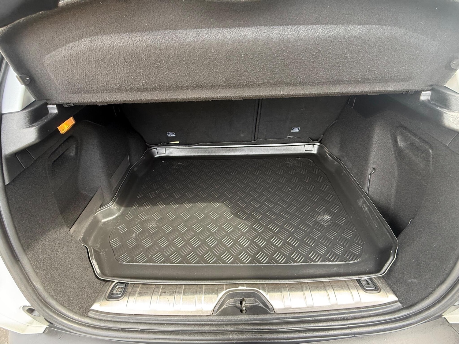 Used Peugeot 2008 2017 for sale - 78086487: Photo 21