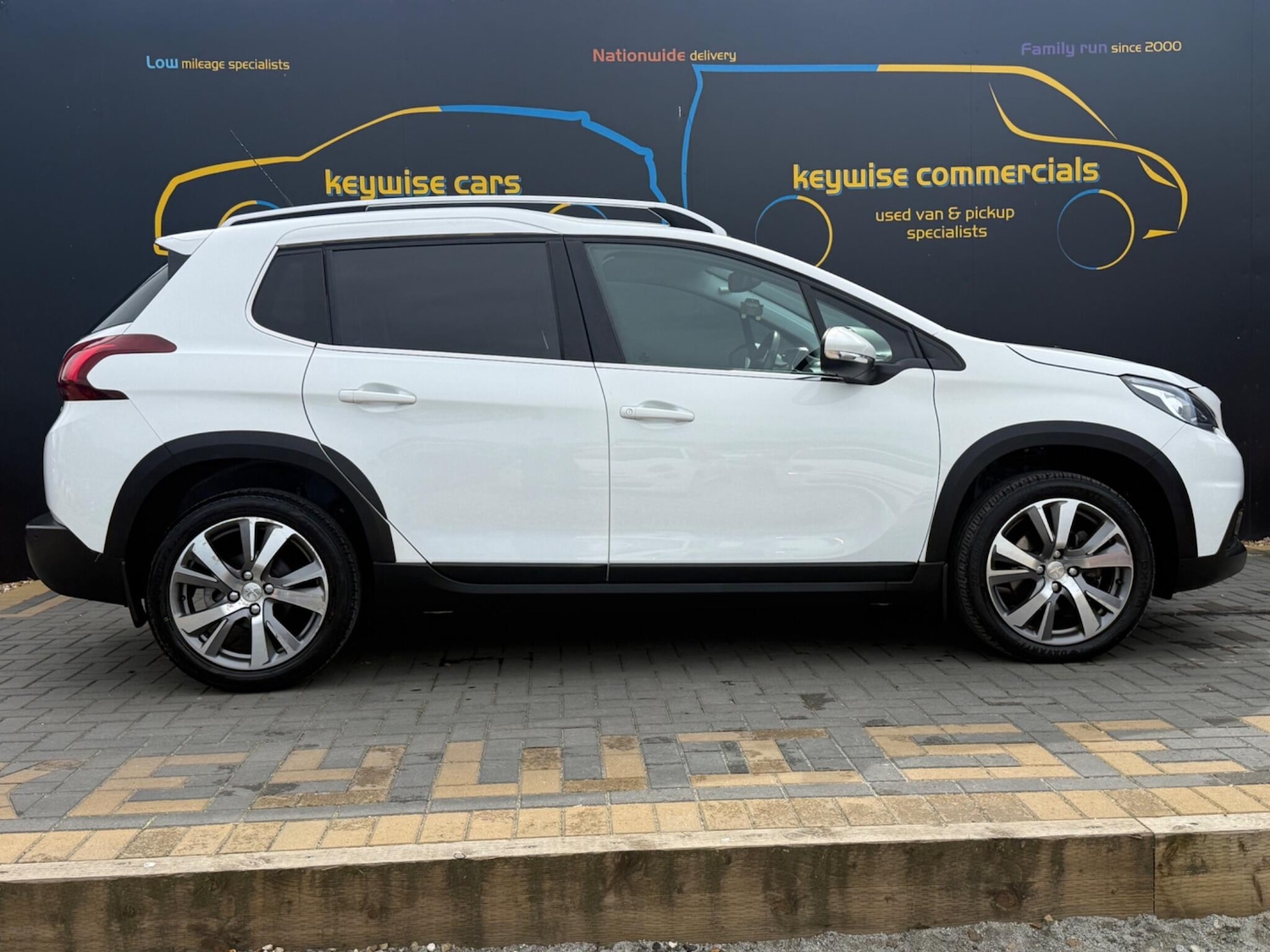 Used Peugeot 2008 2017 for sale - 78086487: Photo 6