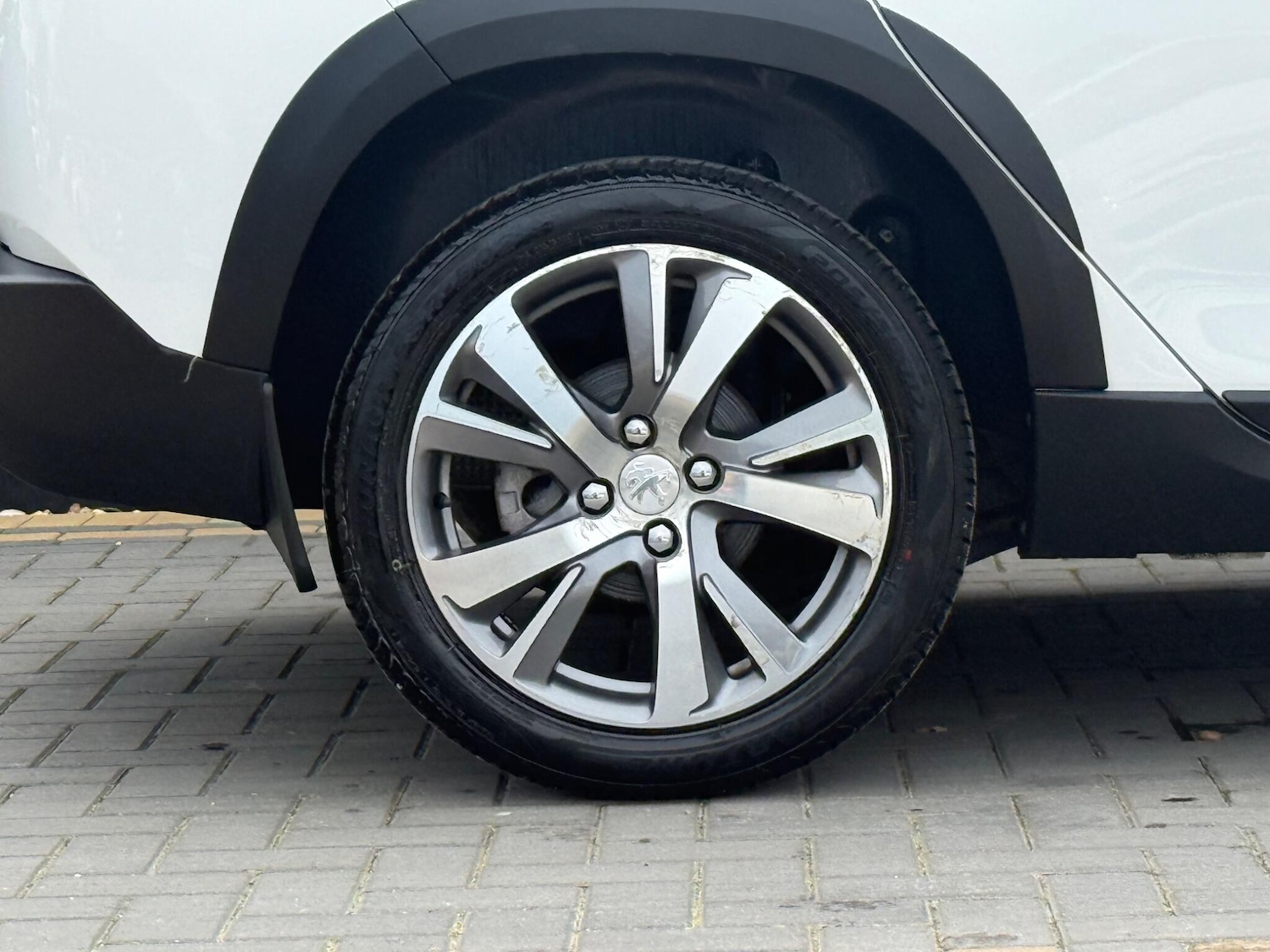 Used Peugeot 2008 2017 for sale - 78086487: Photo 9