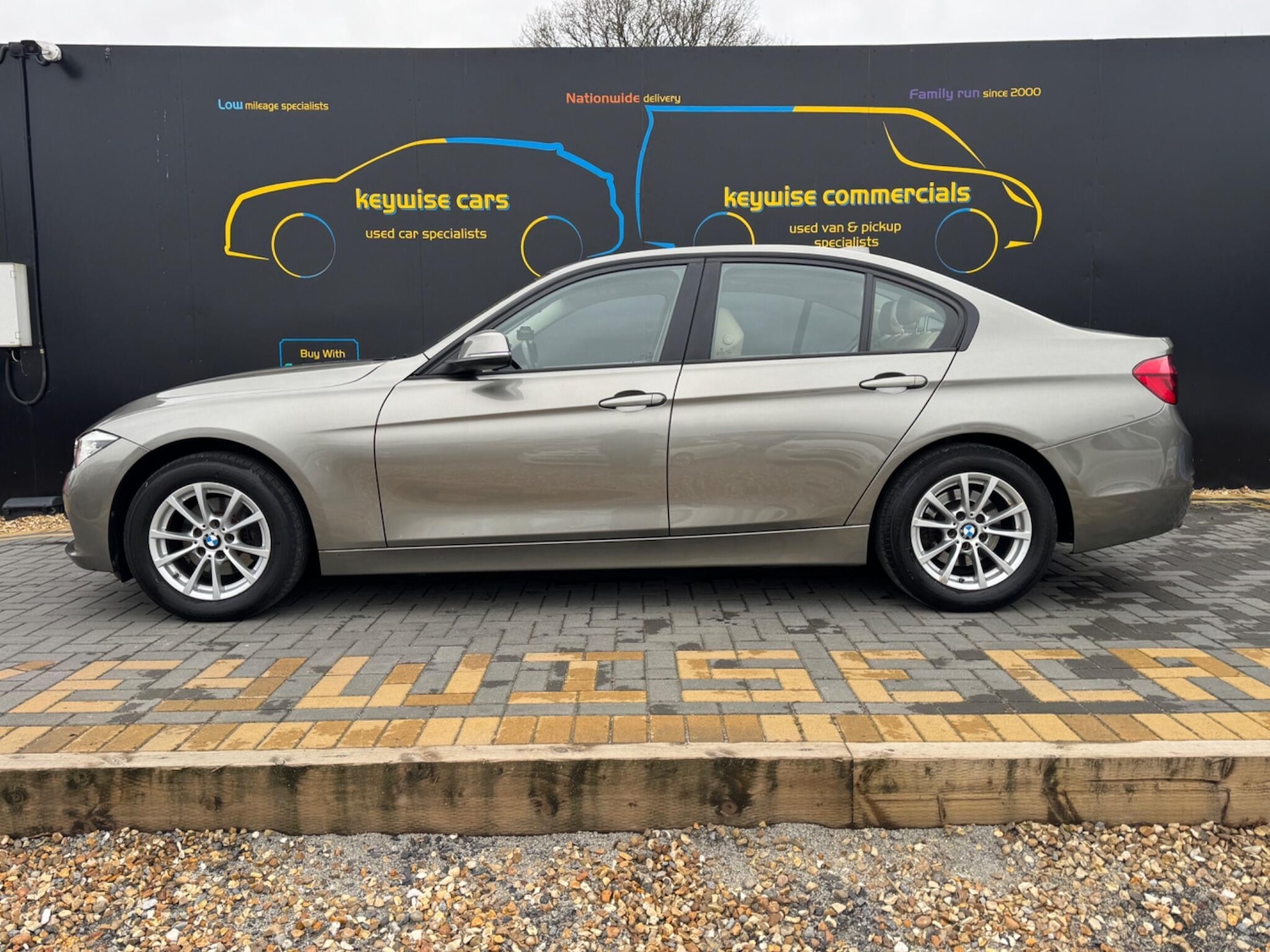 Used BMW 3 Series 2018 for sale - 77586509: Photo 2