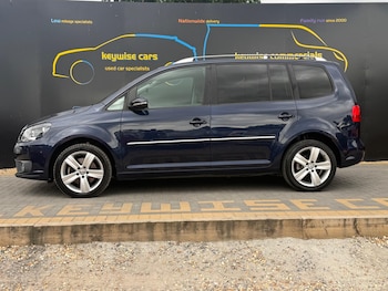 Used Volkswagen Touran 2015 for sale - 79050020: Photo